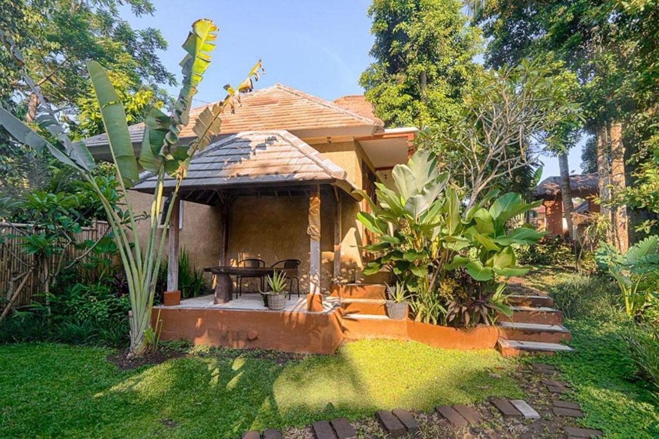 Shanti Toya Ashram Mambal Exterior photo